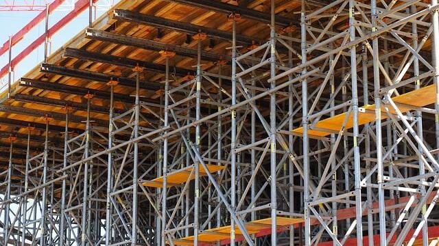5 Reasons to Try Birdcage Scaffolding